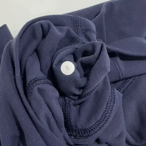 Lululemon Athletica capri leggings EUC - Picture 3 of 3